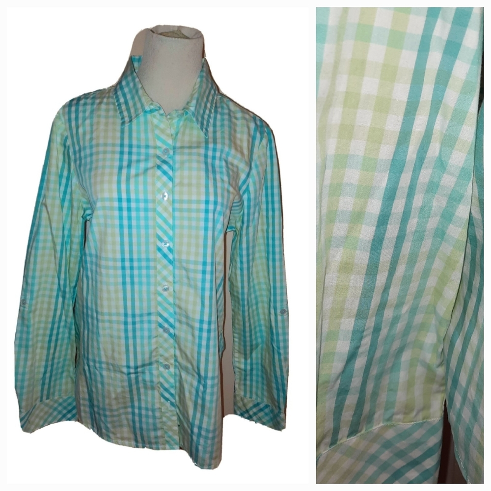 Appleseed's womans  plaid button Down shirt size 10